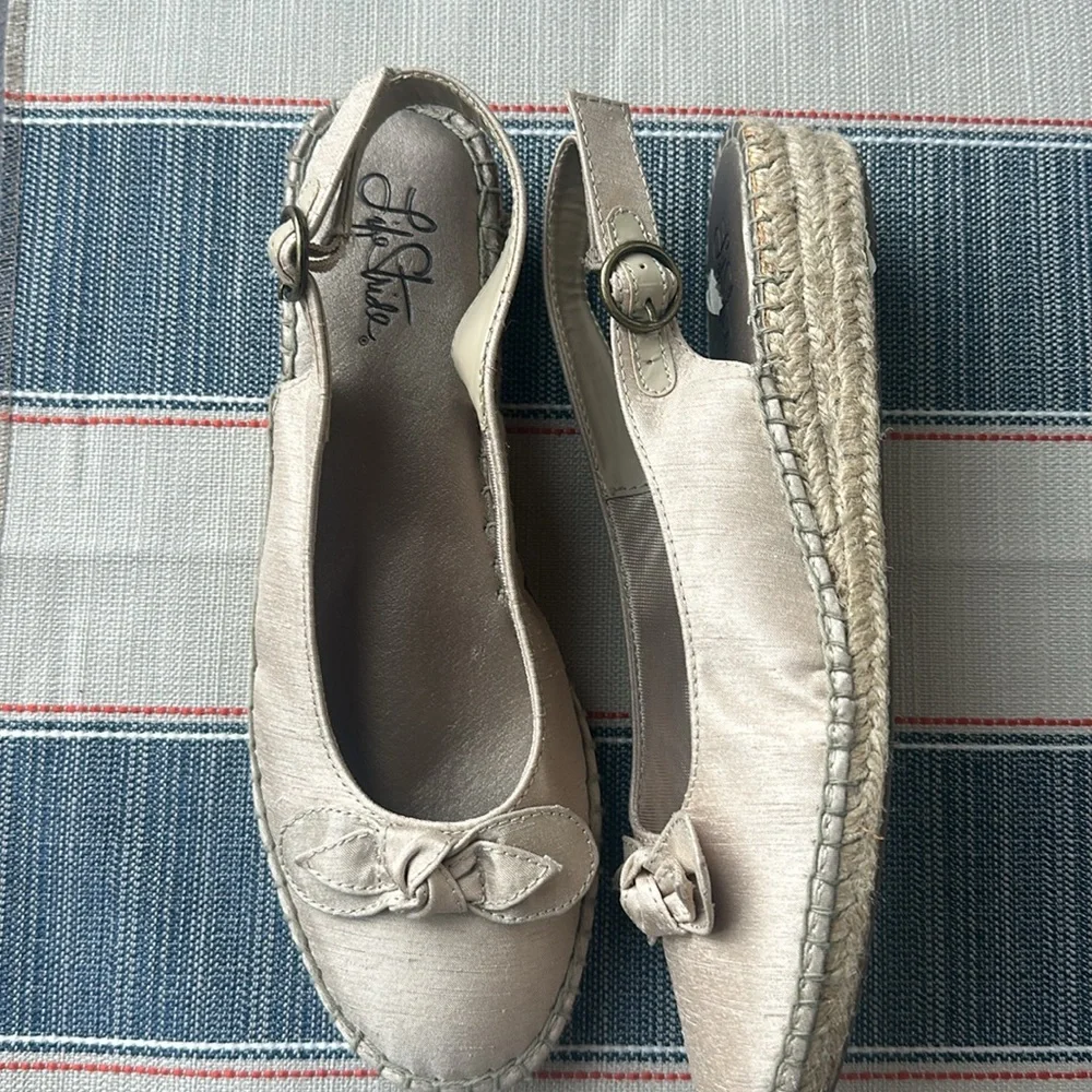 Life Stride Light Beige Espadrille Slingback Flats with Bow